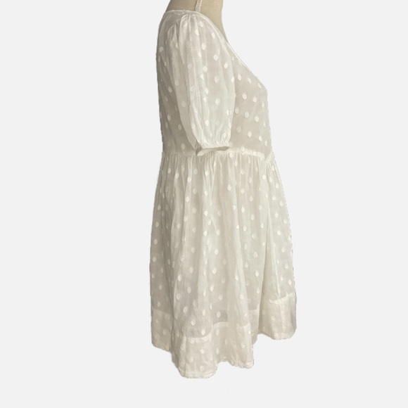 Urban Outfitters Kimchi Blue Maci Polka Dot Mini Dress White Size Small Boho - Picture 9 of 13